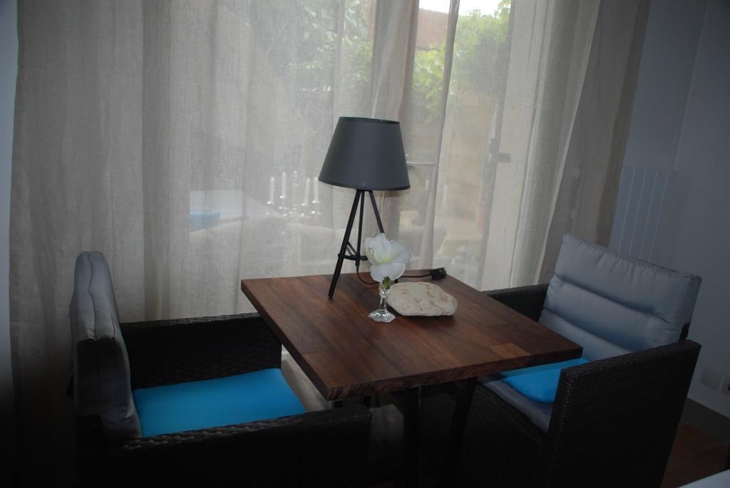 Du Cote De Chez Jos Hotel Bezons Kültér fotó