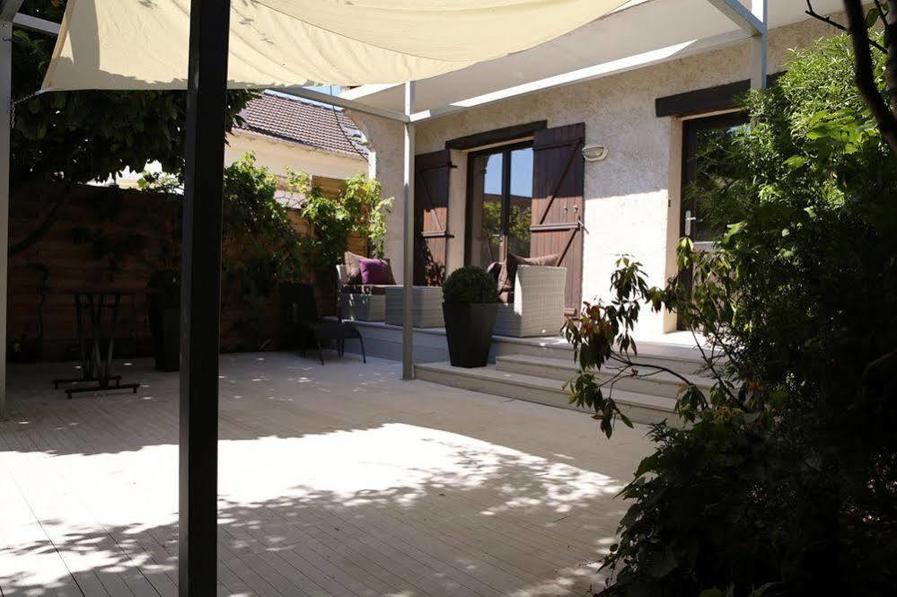 Du Cote De Chez Jos Hotel Bezons Kültér fotó